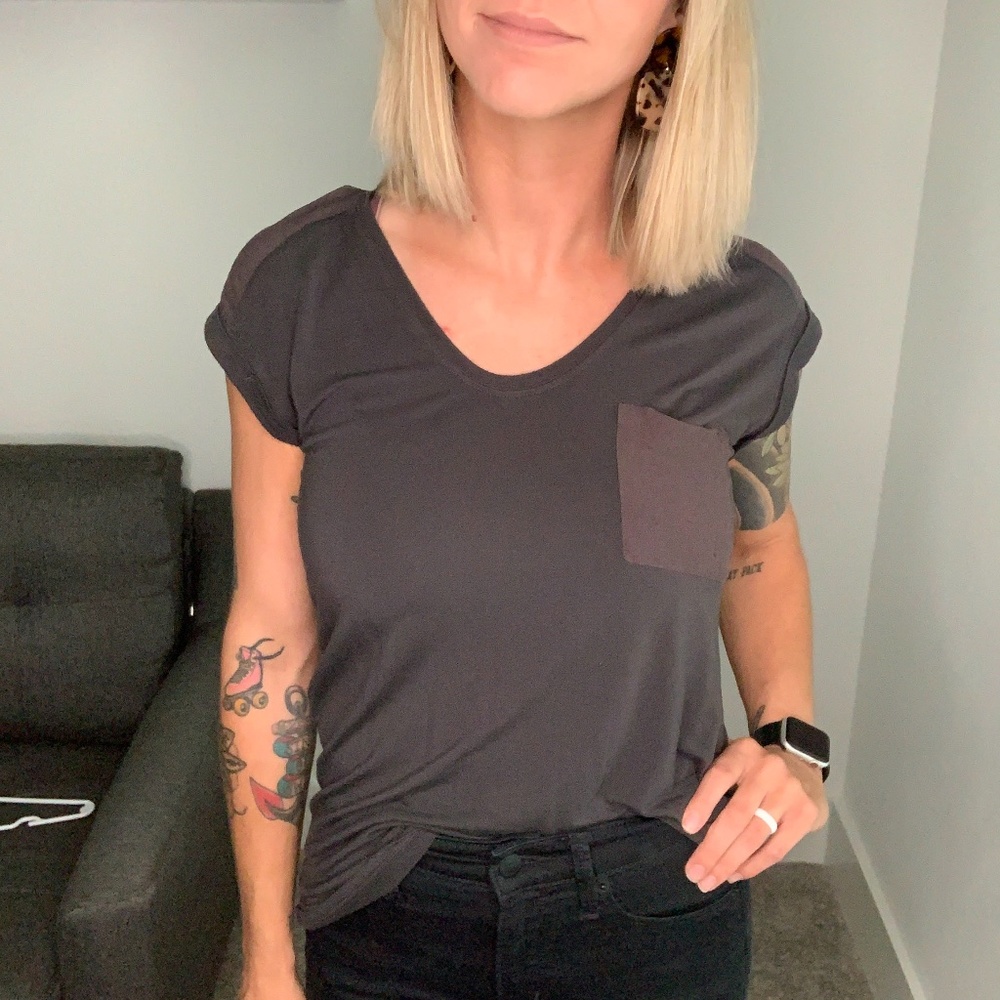 Women's Charcoal Pocket Tee